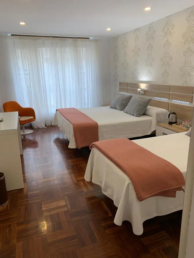 Hostal San Fernando Santender 2*,